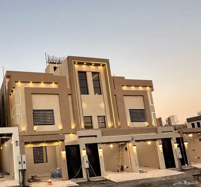 للبيع روف ارضي وعلوي مع مدخل سياره وسطح في ابها المحاله 0