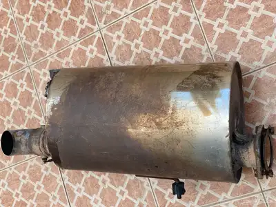 للبيع قطع نيسان وتيوتا هذرز ودبه وغرفه وفلتر وكاله 14