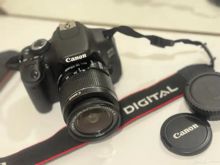 لبيع كاميرا كانون 600D 2