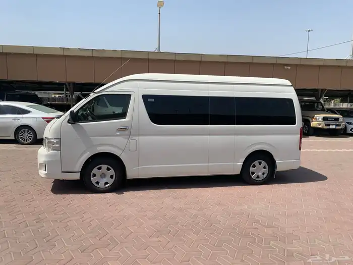 تويوتا هاي ايس 2