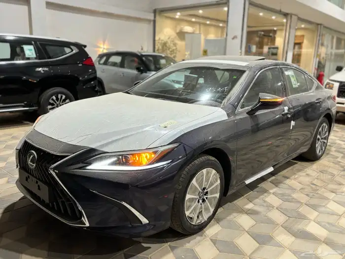 لكزسES250 فئه (AA) 2025 0