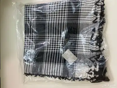 شماغ عامر وعليه توقيعه جديدللتواصل واتساب واتس فقط 0