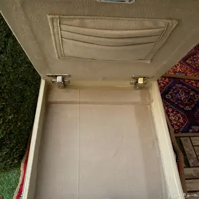للبيع قطع نيسان وتيوتا هذرز ودبه وغرفه وفلتر وكاله 26