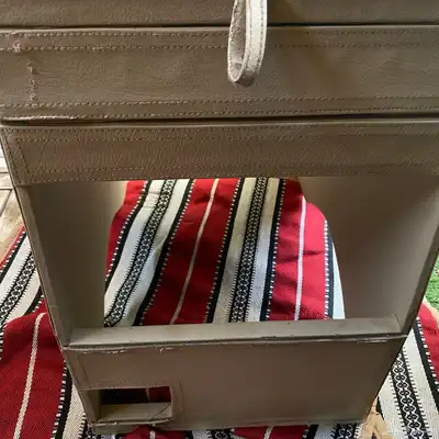 للبيع قطع نيسان وتيوتا هذرز ودبه وغرفه وفلتر وكاله 29