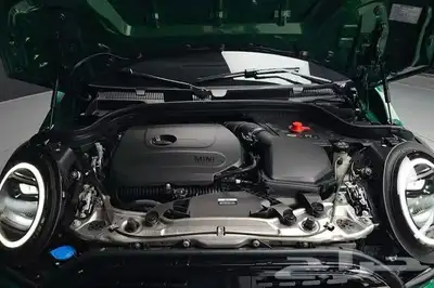 ميني كوبر 2025 اصفار 5