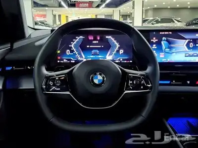 بي ام دبليو 520i 2024 11
