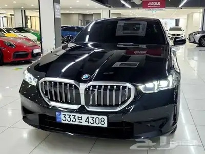 بي ام دبليو 520i 2024 3