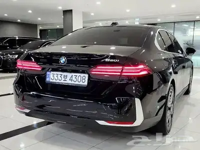 بي ام دبليو 520i 2024 7