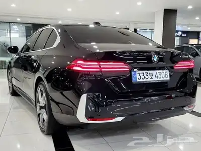 بي ام دبليو 520i 2024 5