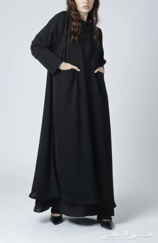 عبايه كلوش سوداء بسحاب وجيوب 1
