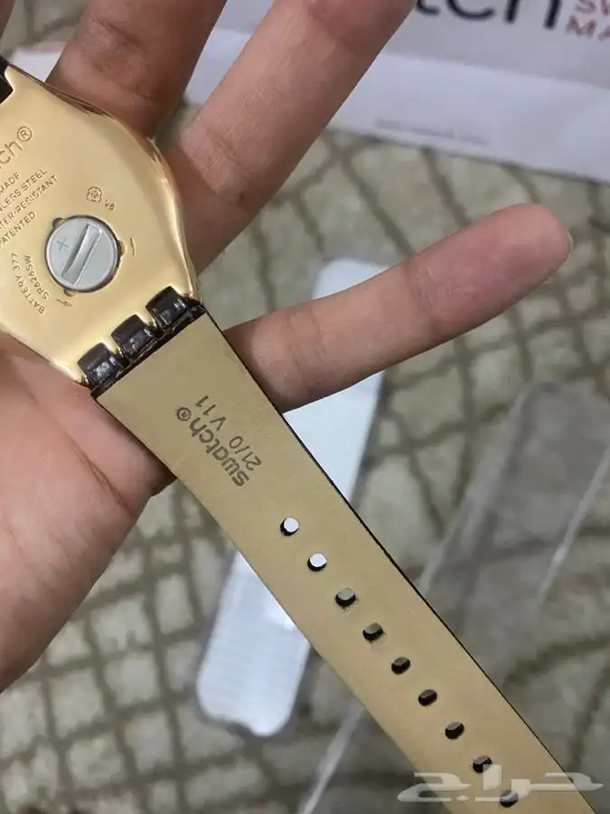 للبيع ساعة رجالية من سواتش Swatch السويسرية 4
