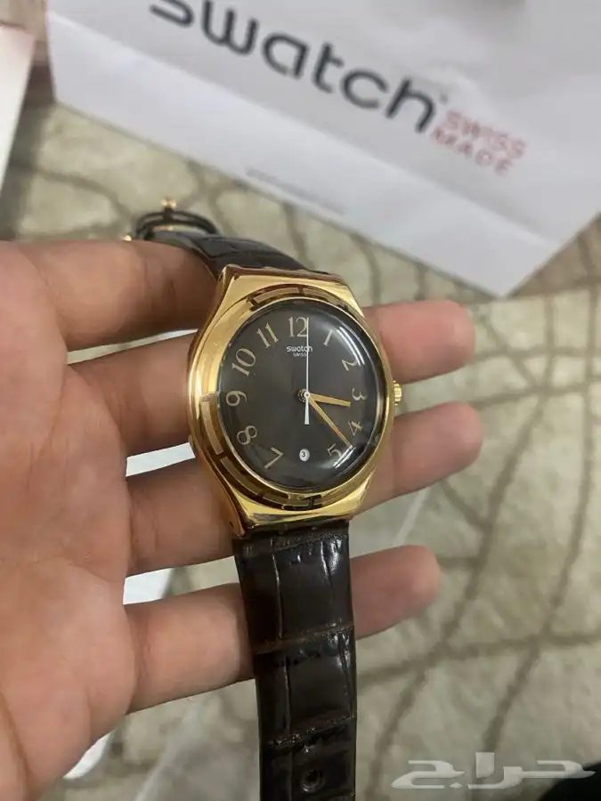 للبيع ساعة رجالية من سواتش Swatch السويسرية 0