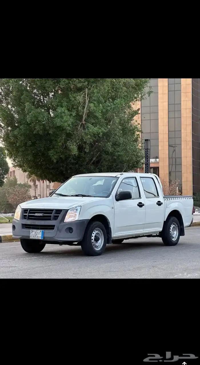 اغراض ارضية اماميه سياره ديزل ديماكس 2012 1