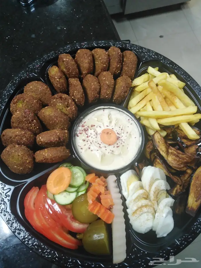 طاهي عام مشرف ومدير مطاعم وحفلات 6