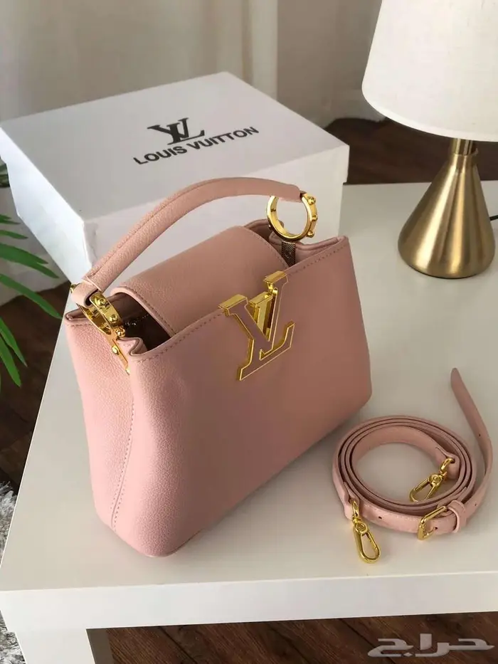 شنط نسائي LV 10