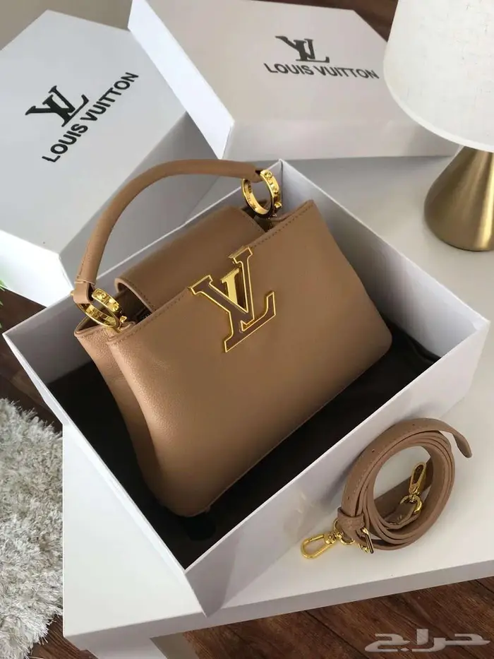 شنط نسائي LV 11