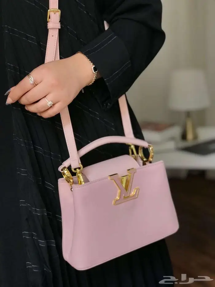 شنط نسائي LV 32