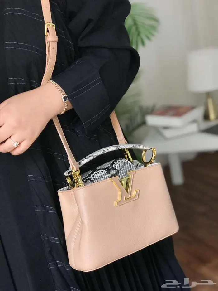 شنط نسائي LV 6