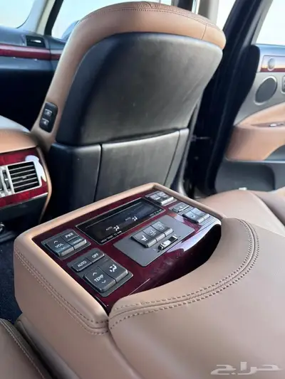 LS460 2010 8