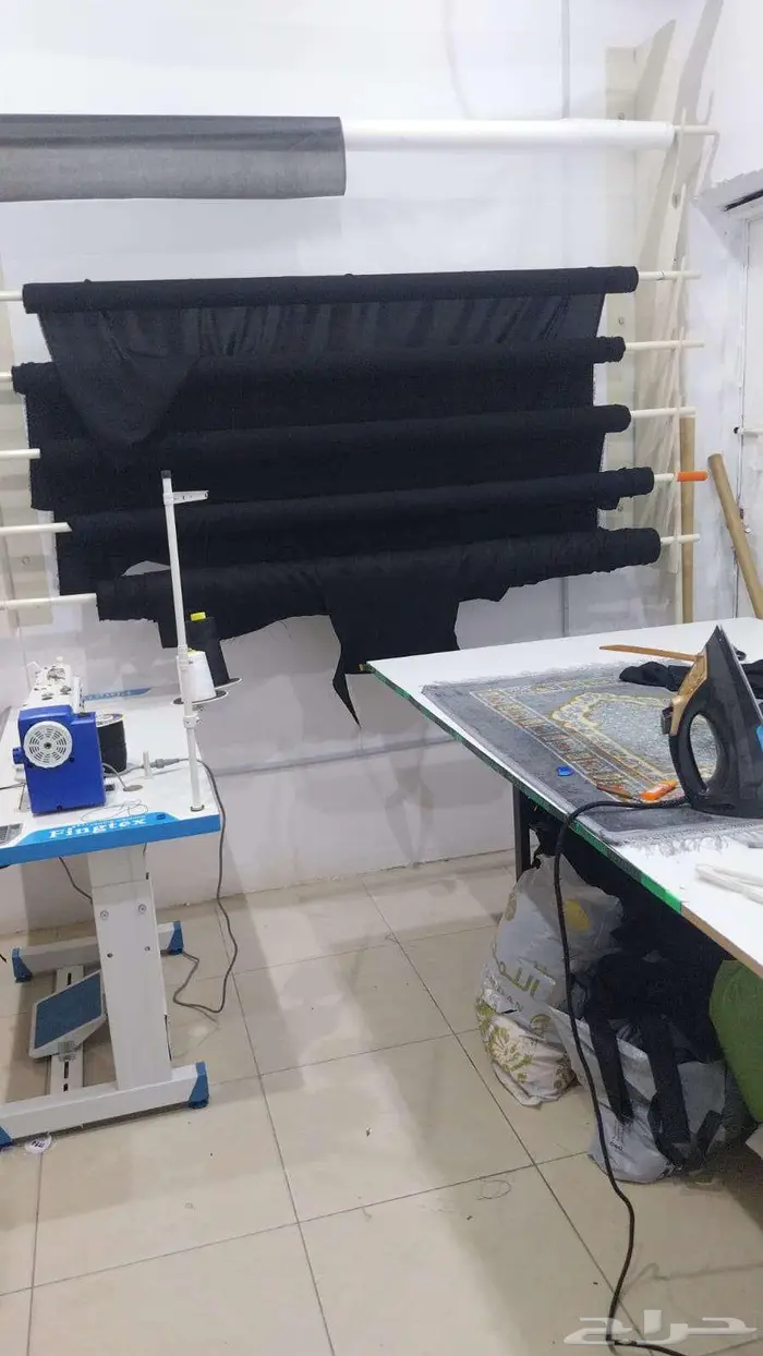 فرصة للبيع محل عبايات ومشغل 2