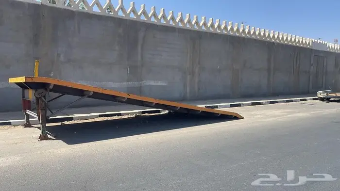 رمبة تحميل وتنزيل سيارات وشاحنات 1