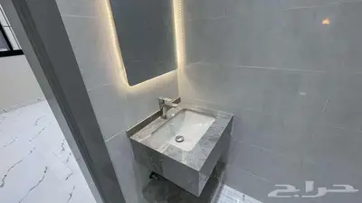 فلل للبيع فخمه بسعر شقه 17