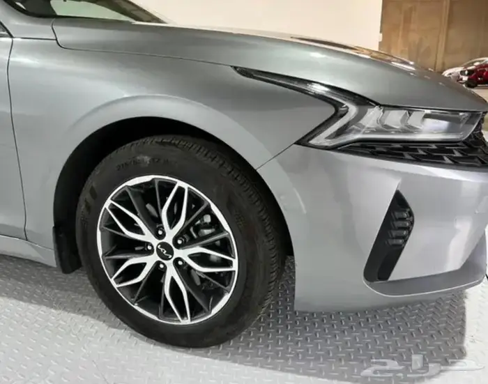 جنوط كيا K5 موديل 2023 كي فايف 1