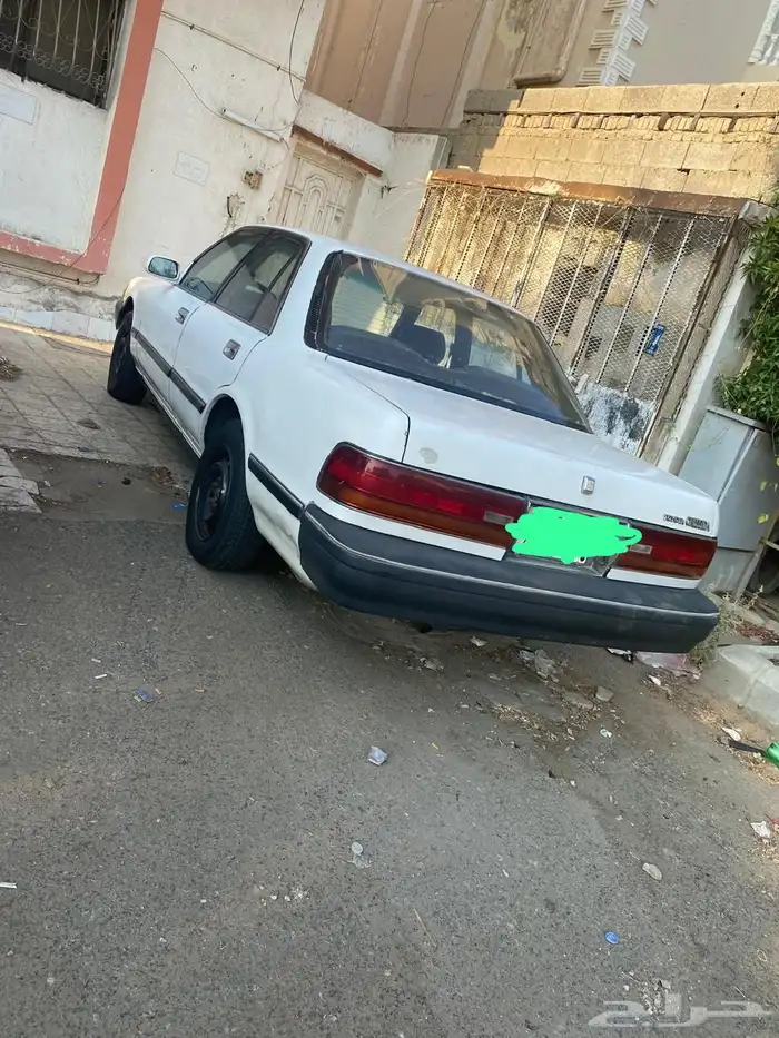 كرسيدا تويوتا موديل 1992 3