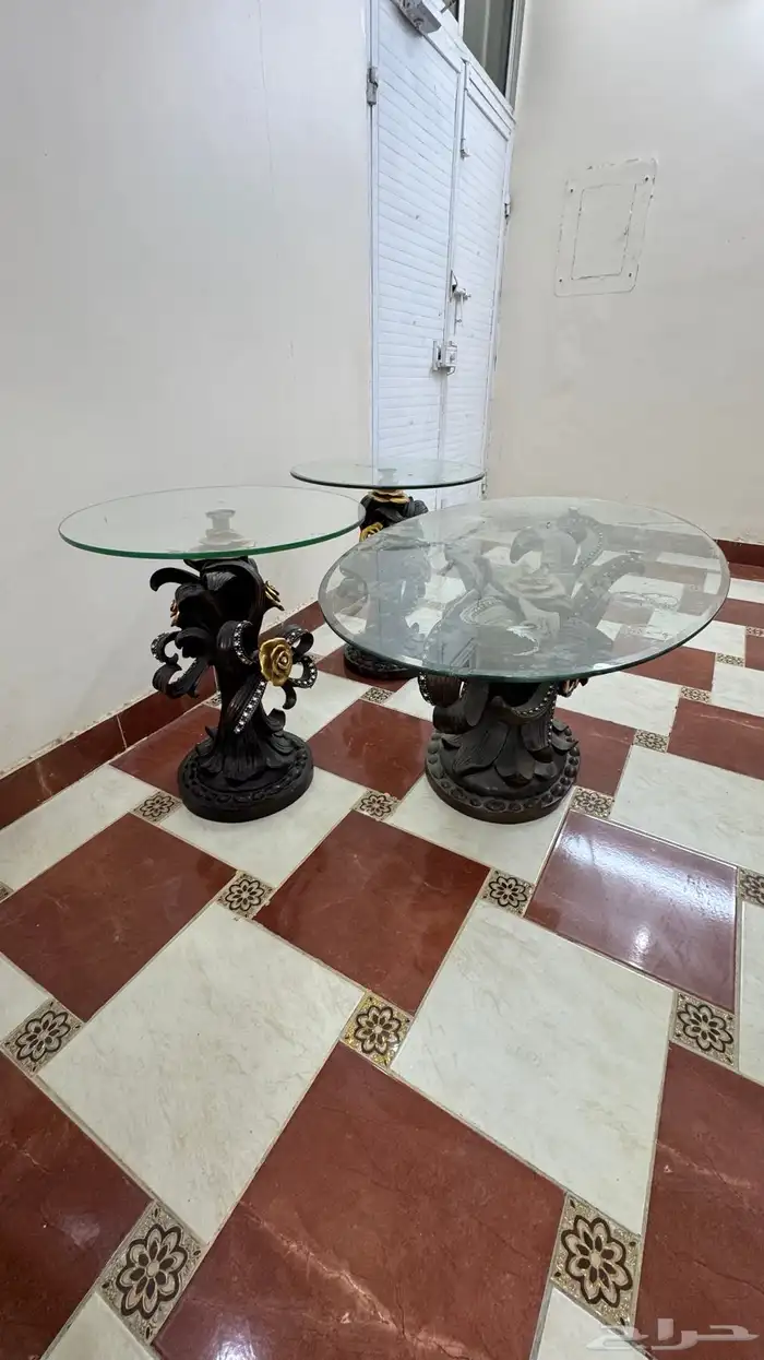 كنب وطاولات 1