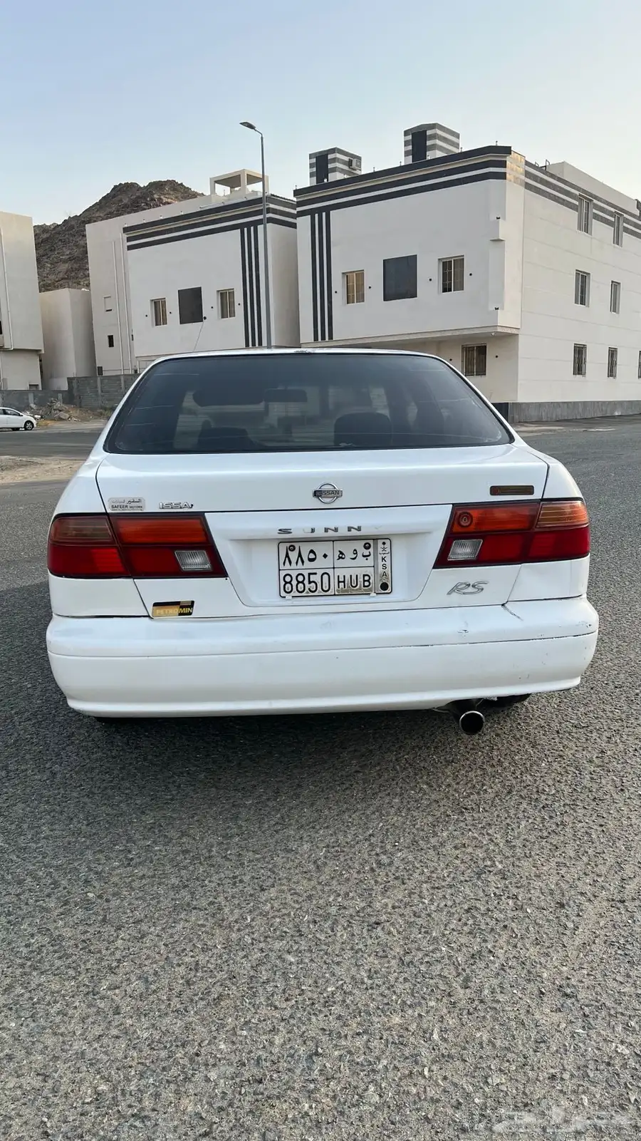 نيسان صني موديل 1996 3