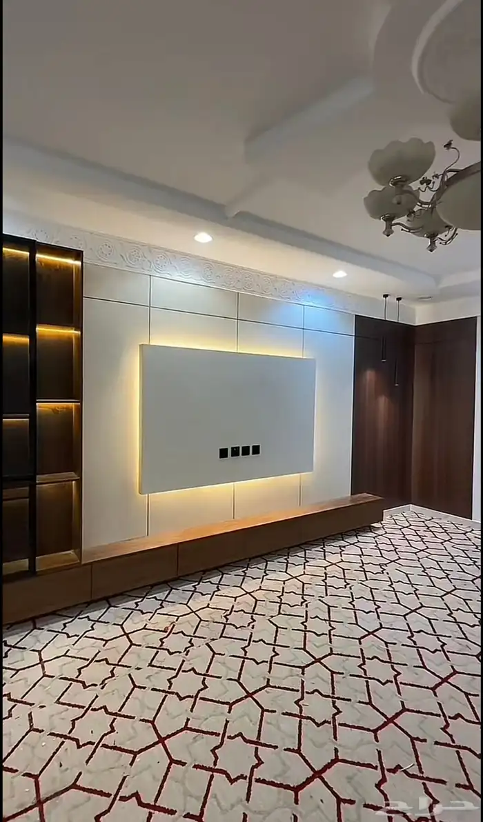 تفصيل غرف النوم و الديكورات الخشبية و التنجيد 0