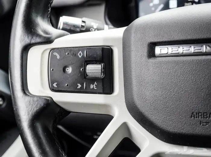 لاند روفر ديفيندر Land Rover Defender 110 SUV موديل 2021 23