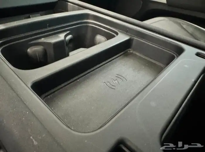 لاند روفر ديفيندر Land Rover Defender 110 S SUV موديل 2023 17