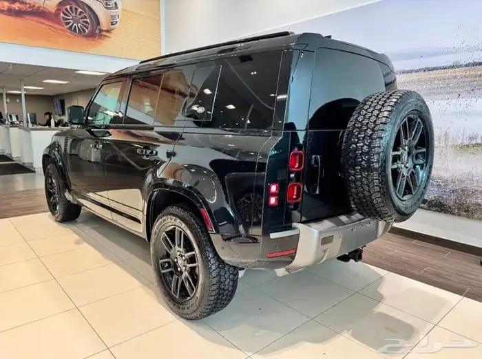 لاند روفر ديفيندر Land Rover Defender 110 S SUV موديل 2023 4