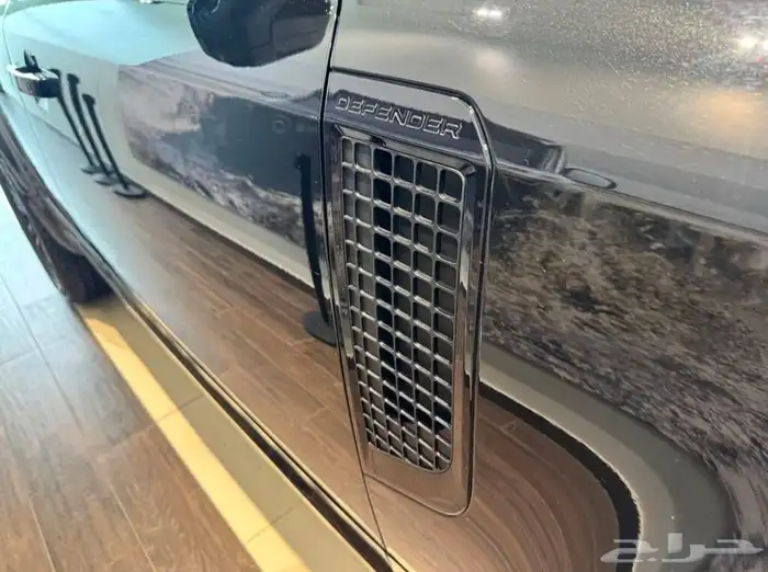 لاند روفر ديفيندر Land Rover Defender 110 S SUV موديل 2023 22