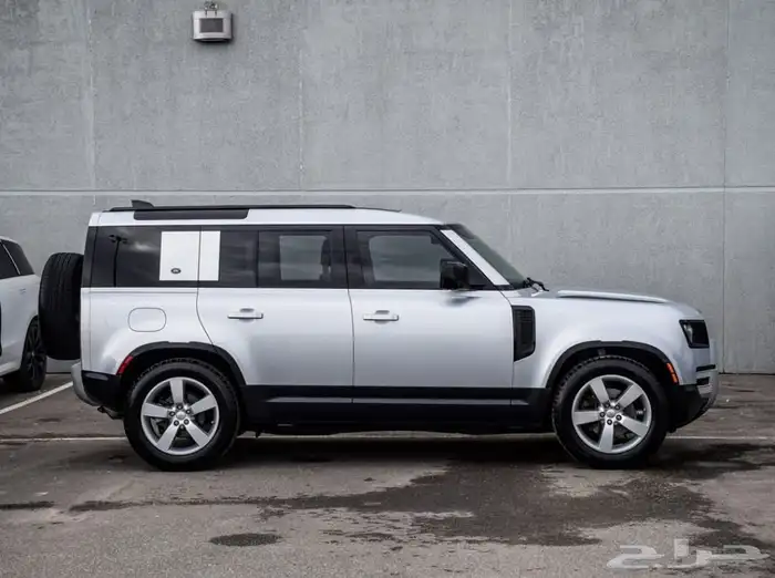 لاند روفر ديفيندر Land Rover Defender 110 SUV موديل 2021 4