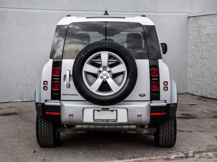 لاند روفر ديفيندر Land Rover Defender 110 SUV موديل 2021 3