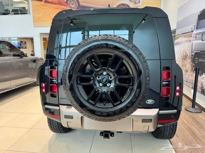 لاند روفر ديفيندر Land Rover Defender 110 S SUV موديل 2023 20