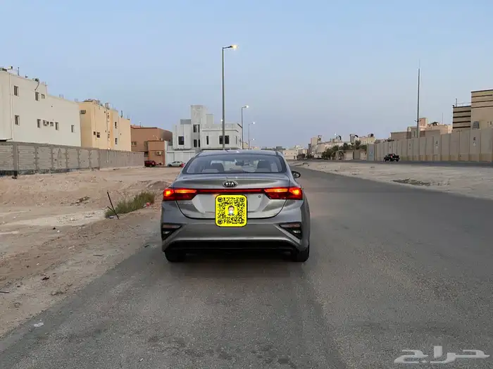 السيارة مباعه كيا سريتو 10