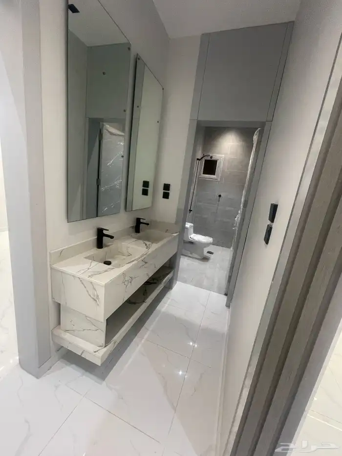 عماره مكونه من4 أدوار مخطط ب حي السويس 13