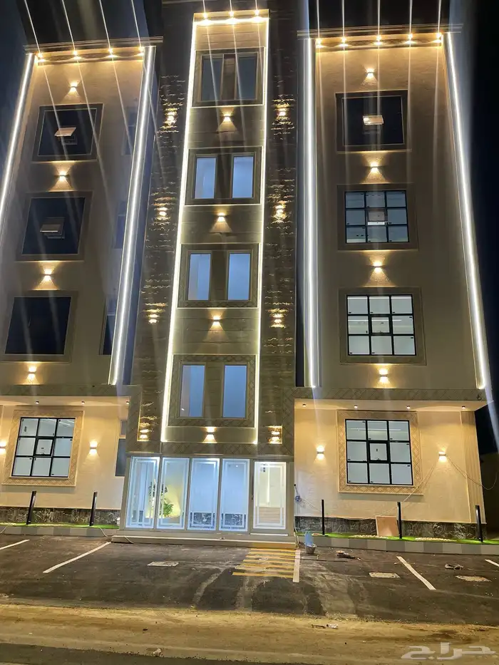 عماره مكونه من4 أدوار مخطط ب حي السويس 0
