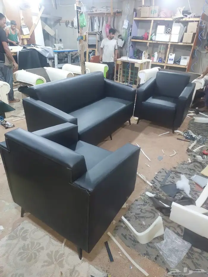 كنب جلد خمسة نفر كنب جلده نفر. 4