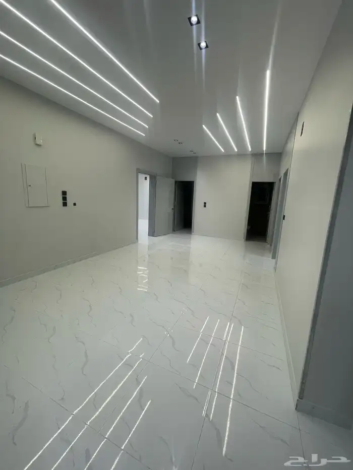 عماره مكونه من4 أدوار مخطط ب حي السويس 15