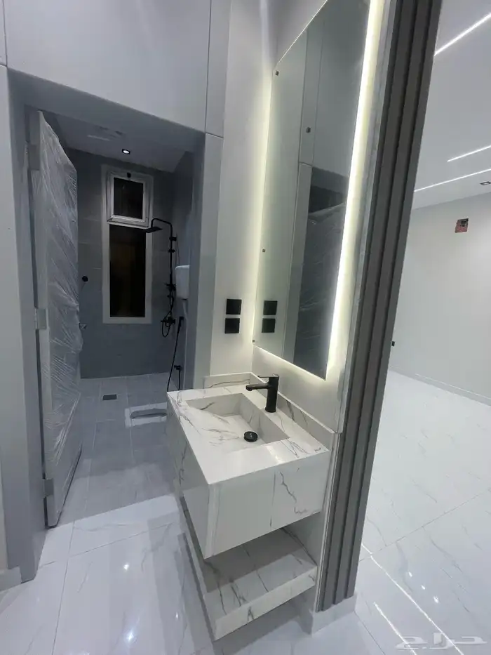 عماره مكونه من4 أدوار مخطط ب حي السويس 6