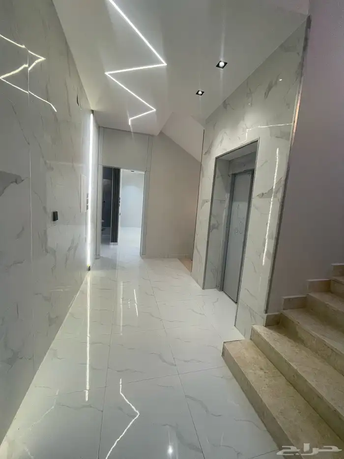 عماره مكونه من4 أدوار مخطط ب حي السويس 1
