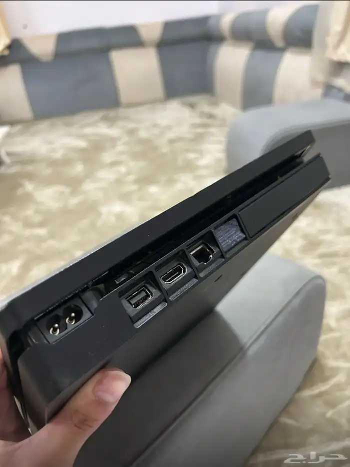 سوني 4 برو للبيع بدون أغراض نضيف جدا 0