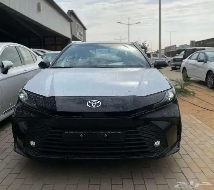 تويوتا كامري 2025 بنزين اسود E اقساط وكاش 4