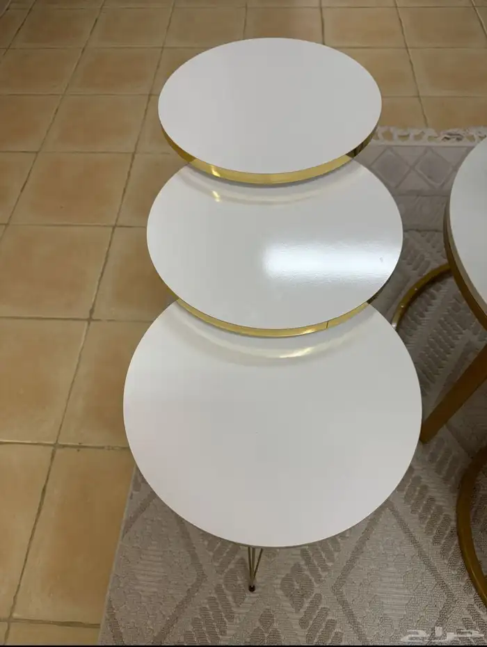 طاولات خدمه 1