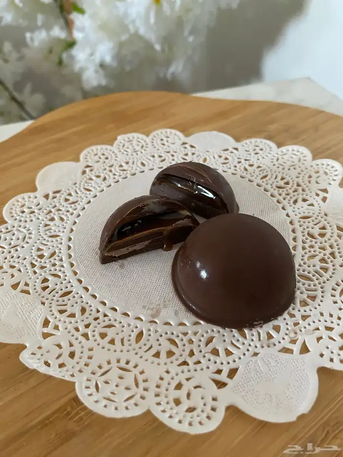 شوكلاه بأشكال متنوعة عيد سعيد مواليد   شكل سبونج بوب و قلب 12