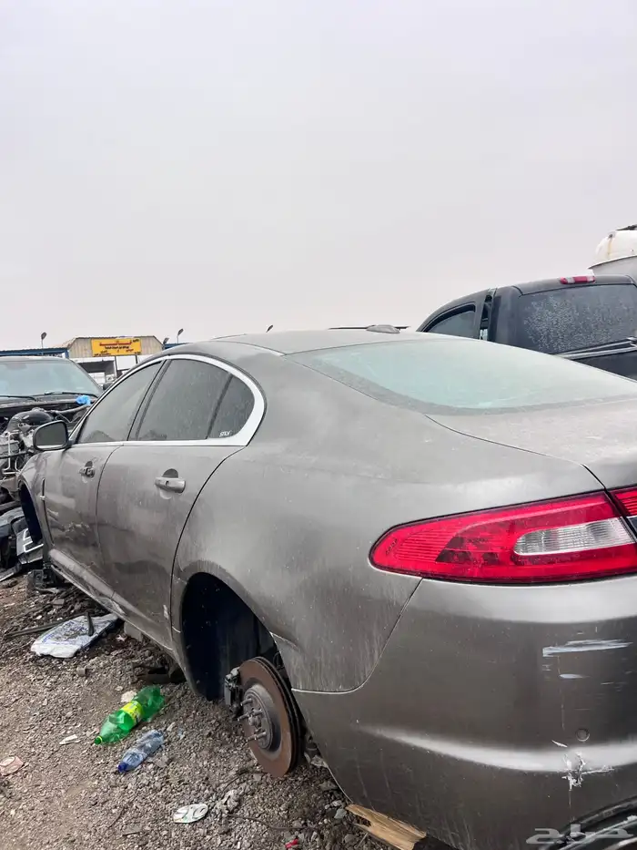 يوجد لدينا قطع غيار جاكور موديل 2009 0